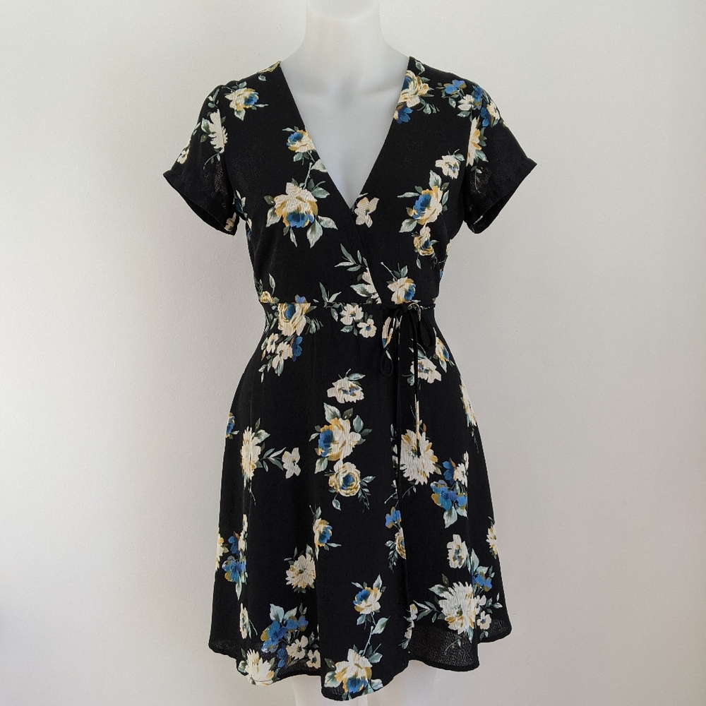 LUSH Floral Wrap Dress, XS